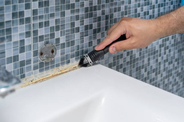 Best Water Damage Restoration  in Luxemburg, WI